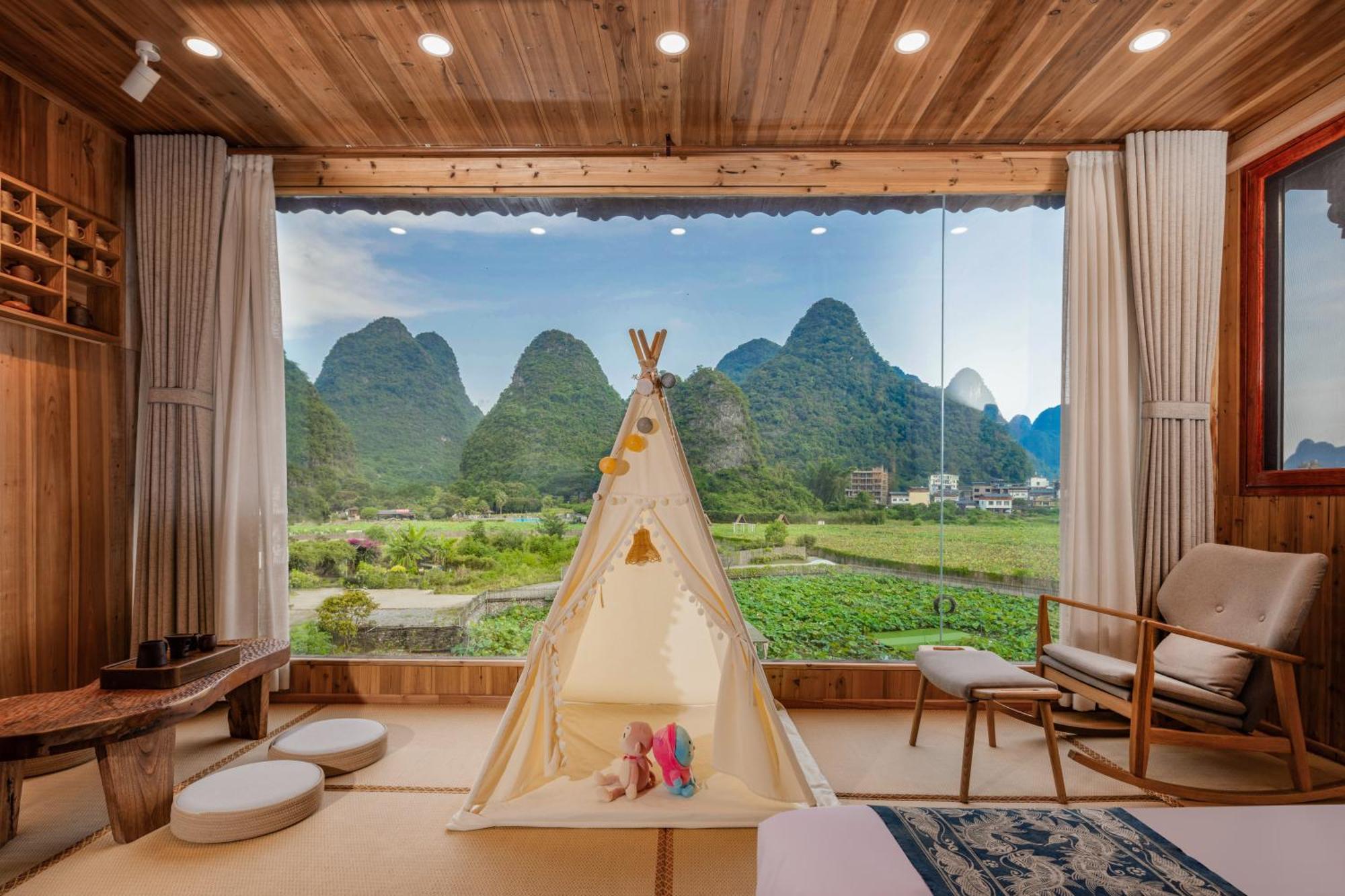 Yangshuo Tea Cozy--One Way Free Pick Up From Airport Or Ts 4 Nights Guest House Екстериор снимка